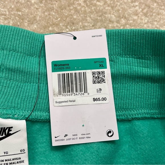 NEW Nike Sweat Shorts Womens Extra Large Green Blue Fleece High Rise Loose Fit - Picture 4 of 11